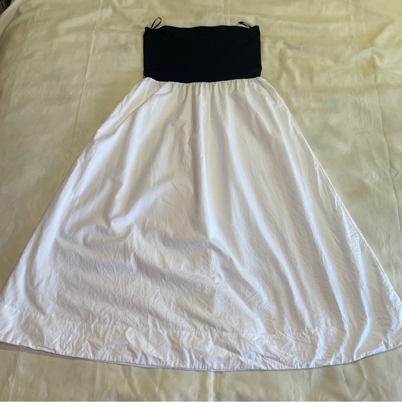 Aritzia- Babaton Fluid Dress Midi Size Large Contour Poplin Black White - Picture 6 of 11